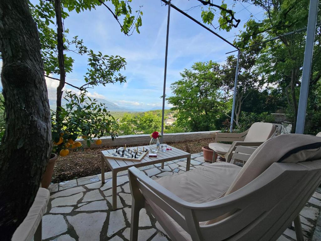 Lemon Garden Apartment